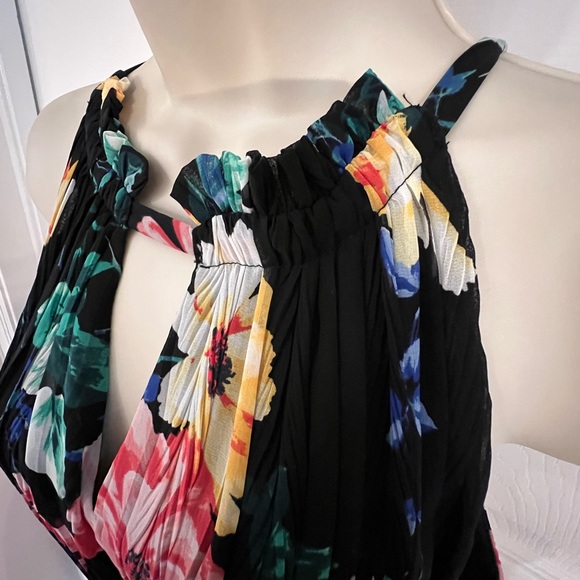 Kensie Halter Dress, Size 12, Never Worn, Black w/ Vibrant Florals - Picture 4 of 16